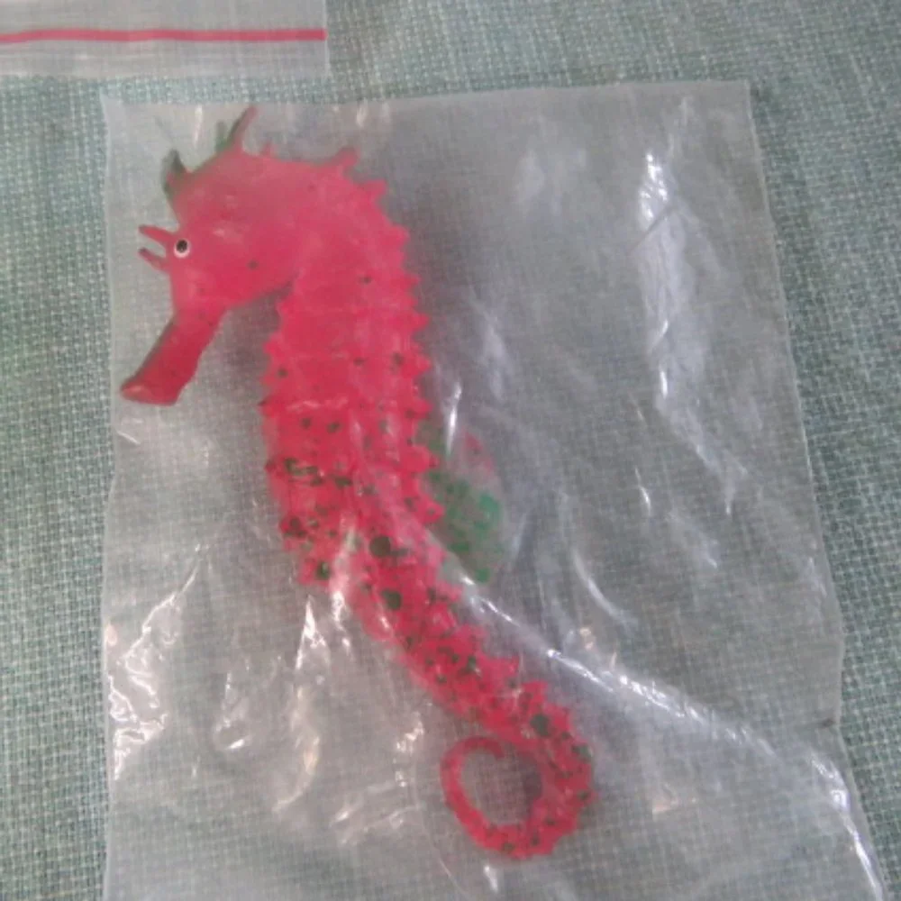 3 Fake Seahorses
